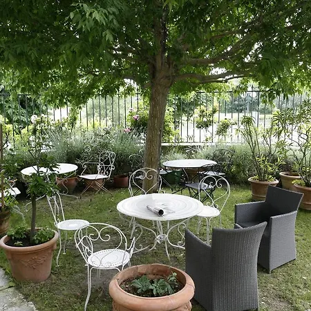 Bed & Breakfast Chambres D'hote La Rotonde *