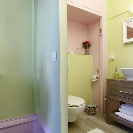 Chambres D'hote La Rotonde Bed & Breakfast